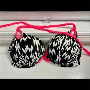NWOT* VICTORIA’S SECRET BATHING SUIT TOP SIZE 36D